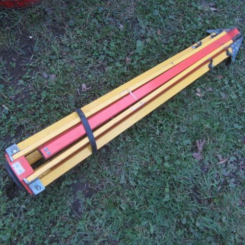lot 142 image: Tripod for Transit