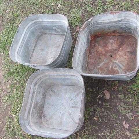lot 145 image: Three Galvanized Wash Tubs