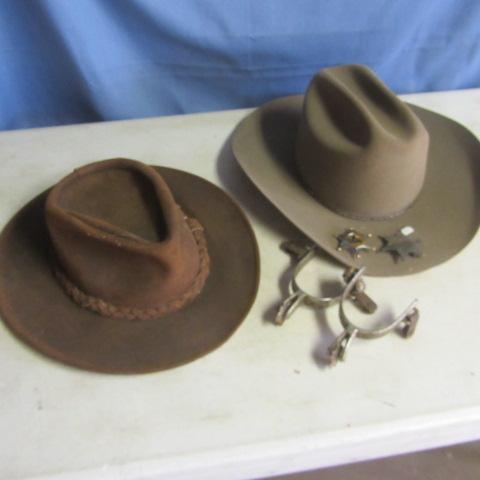 lot 158 image: Mens Hats, Spurs