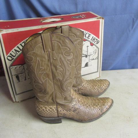 lot 159 image: Justin Snakeskin Boots