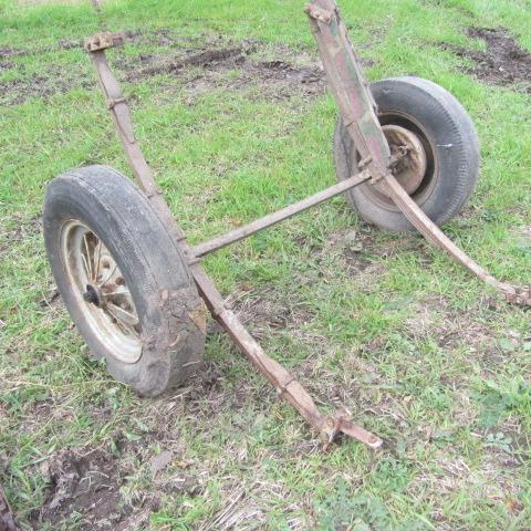 lot 16 image: Axle & Leaf Springs