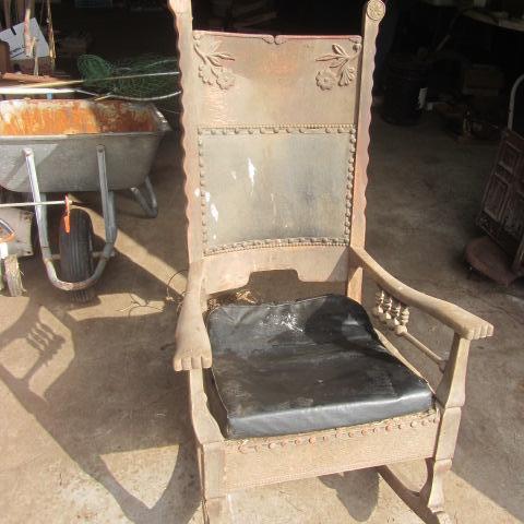 lot 160 image: Antique Nordic Rocker