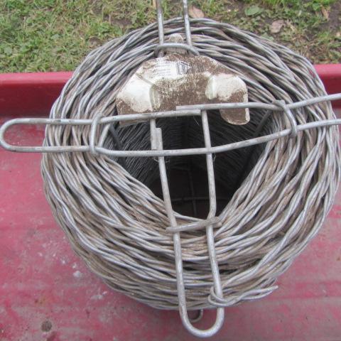 lot 179 image: Roll Smooth Fence Wire