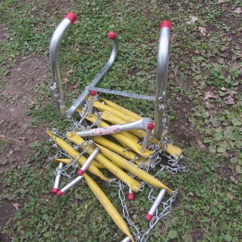 lot 184 image: Fire Escape Ladder