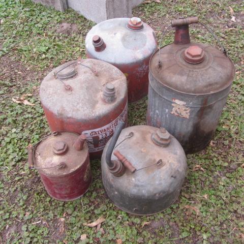 lot 187 image: Metal Gas Cans