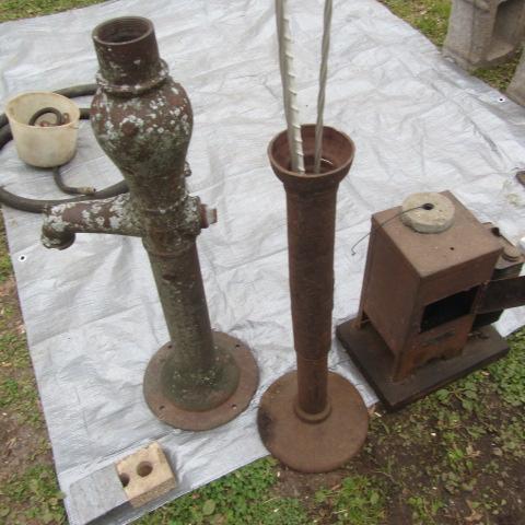 lot 193 image: Well Pump, Stand, Stove