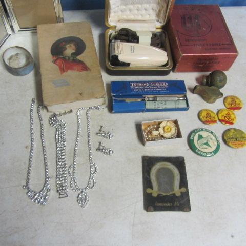 lot 219 image: Pinbacks, Whistle, Jewelry, Razors