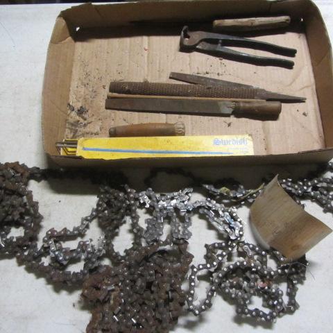 lot 232 image: Saw Chains, Files, Nipper