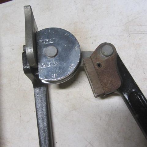 lot 251 image: Ridgid Model 408 Bender