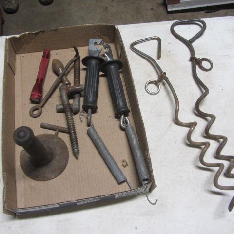lot 256 image: Gate Hardware, Stakes, Scraper