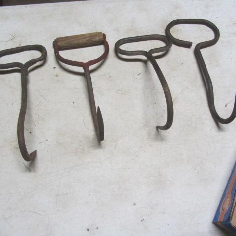 lot 263 image: Four Bale Hooks