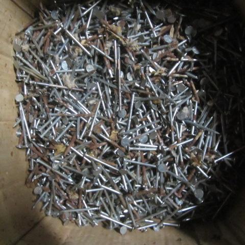 lot 268 image: Roofing Nails