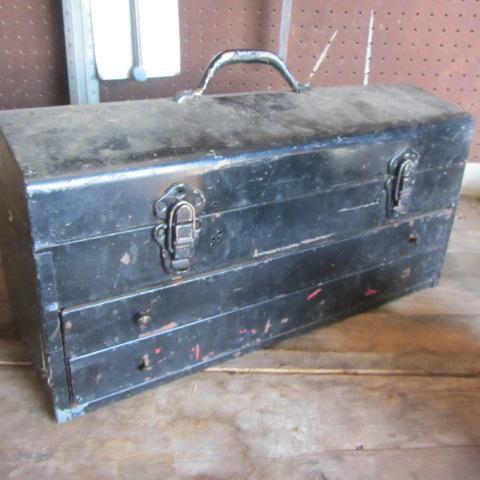 lot 27 image: Tool Box & Tools