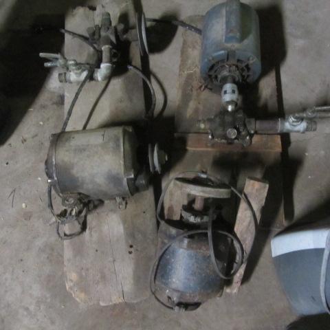 lot 275 image: Transfer Pumps, Grinding Wheel