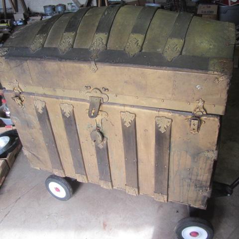 lot 51 image: Wood Strap Camel Back Trunk