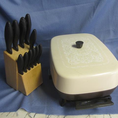 lot 86 image: Electric Fry Pan, Knives