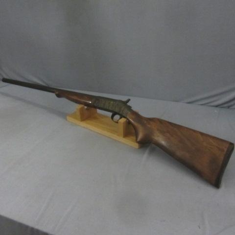 lot 102 image: New England Arms 12ga Shotgun