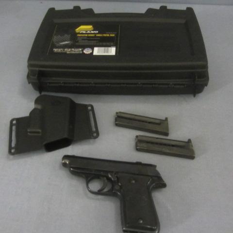 lot 111 image: Basque 22LR Pistol