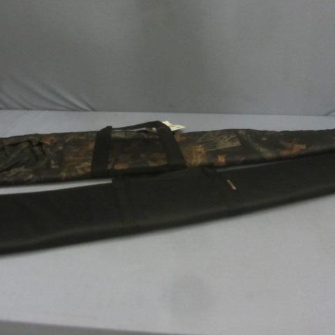 lot 121 image: Padded Rifle Cases