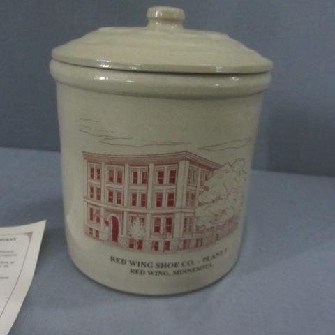 lot 155 image: Red Wing Covered Crock