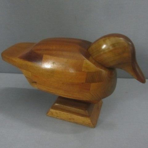 lot 267 image: Carved Duck Decoy With Stand