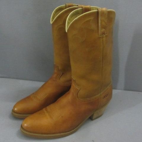 lot 290 image: Dingo Western Boots