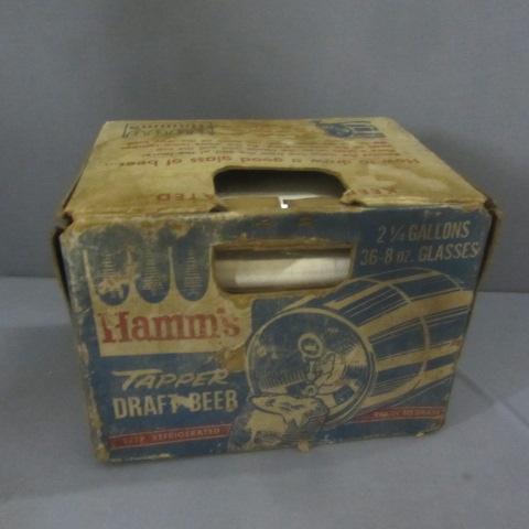 lot 330 image: Hamms Beer Keg