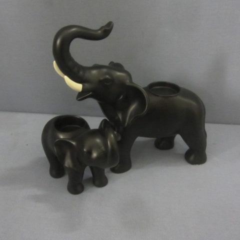 lot 335 image: Ceramic Elephant Candle Holders