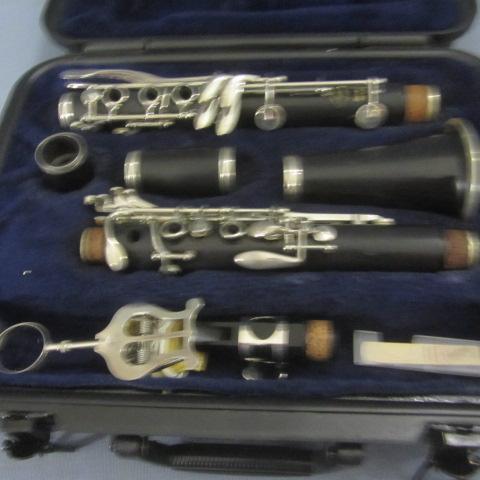 lot 375 image: Signet Clarinet