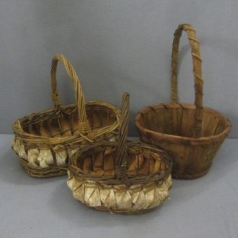 lot 399 image: Birch bark Baskets