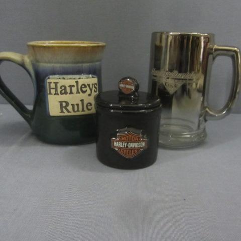 lot 45 image: Harley Mugs & Candle