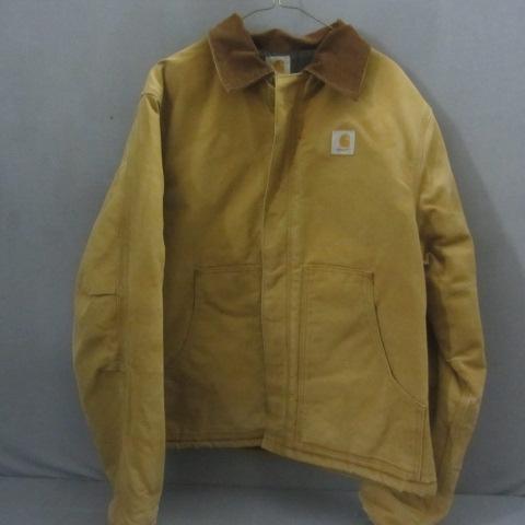 lot 65 image: Carhartt Work-Barn Coat