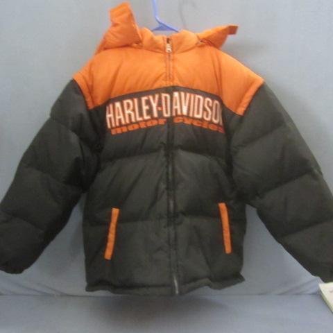 lot 70 image: HD Quilted Puff Jacket