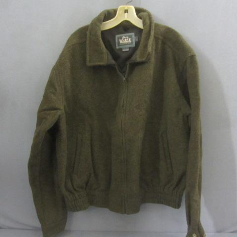 lot 80 image: Mens Wool Jacket