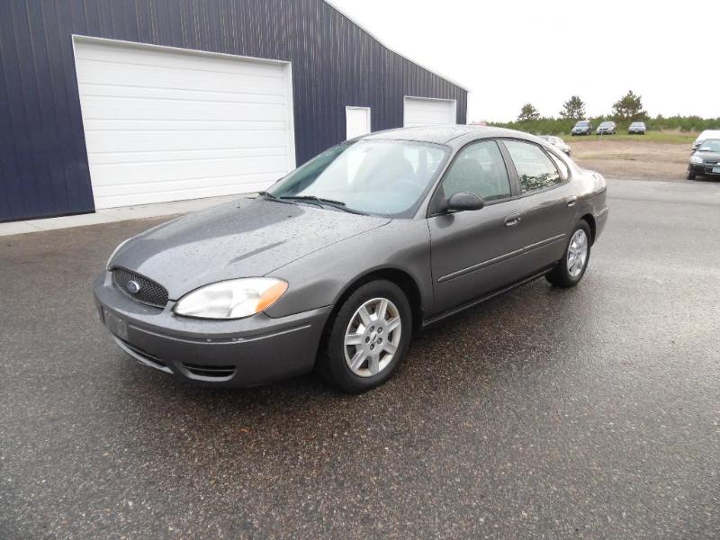 2004 Ford Taurus