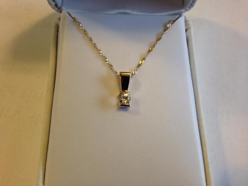 Diamond pendant