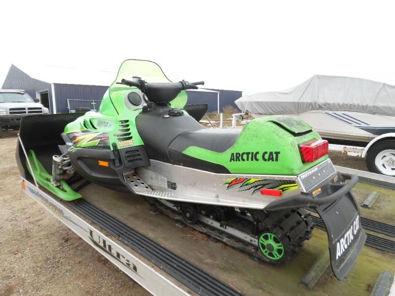 2003 Arctic Cat Snowmobile We Sell Your Stuff Inc. Auction 247 KBID