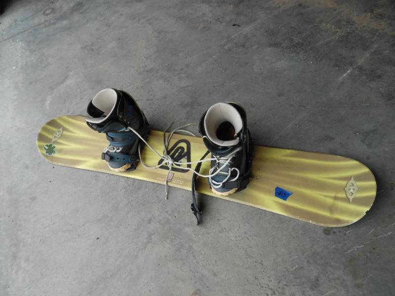 Snowboard
