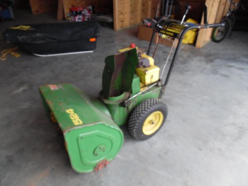 John Deere Snow Blower