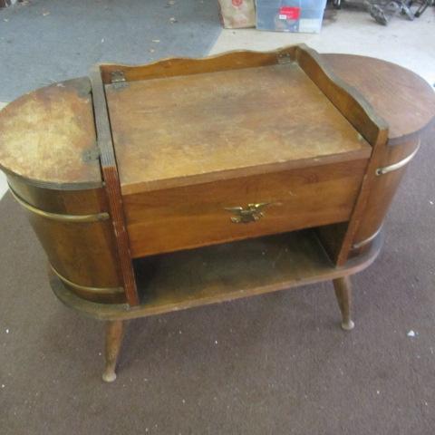 lot 101 image: Americana Sewing Cabinet