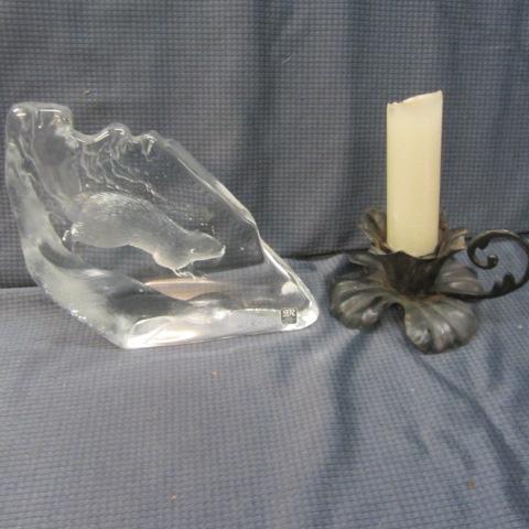 lot 24 image: Swedish Glass, Tin Holder