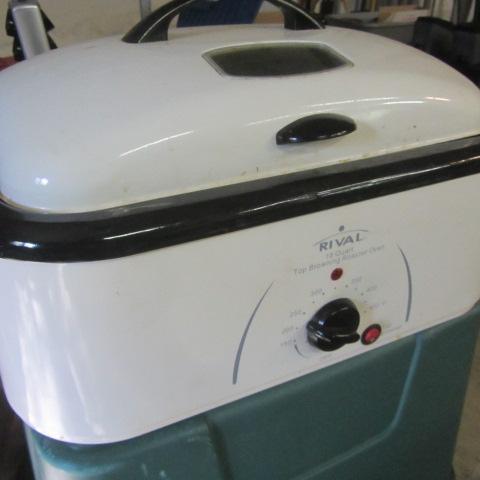 lot 27 image: Rival Roaster Oven