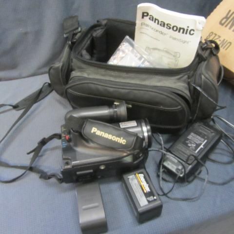 lot 39 image: Panasonic Palmcorder