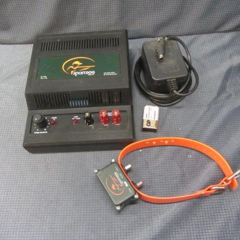 lot 40 image: Sport Dog Training Collar