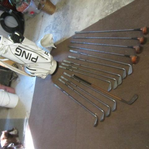 lot 43 image: Golf Bag, Irons, Shoes, Hat