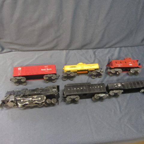 lot 52 image: Lionel 2037 Locomotive & Train