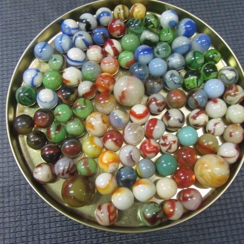 lot 62 image: Vintage Akro Agate Marbles