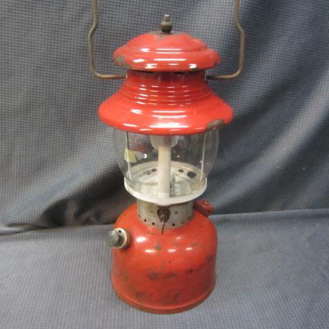 lot 63 image: Vintage Coleman Lantern
