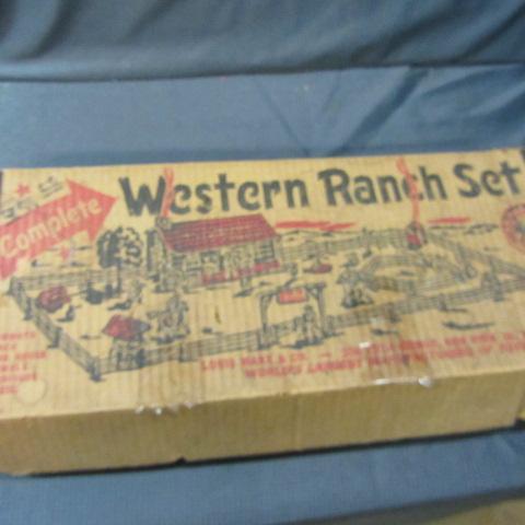 lot 74 image: Marx Western Ranch Set