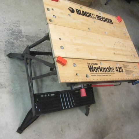 lot 8 image: B&D Workmate Folding Table